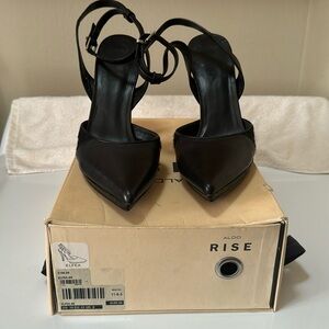 Aldo Rise Closed Toe Heels